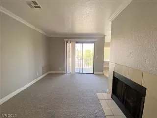 Photo #5: 2471548 Listing 