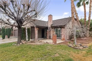 Photo #1: 2471633 Listing 