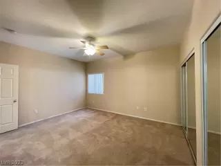 Photo #5: 2471636 Listing 
