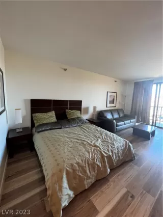 Photo #4: 2471655 Listing 