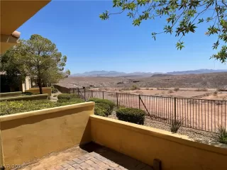 Photo #2: 2471664 Listing 