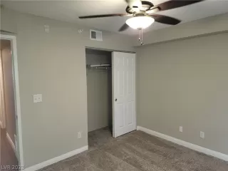 Photo #5: 2471673 Listing 