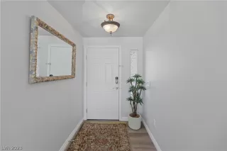 Photo #1: 2471684 Listing