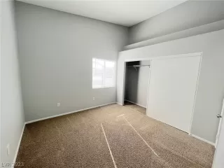 Photo #4: 2471716 Listing 