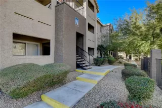 Photo #2: 2471722 Listing