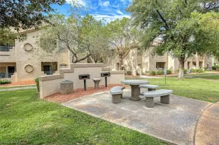 Photo #6: 2471766 Listing