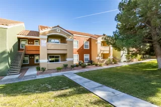 Photo #1: 2471775 Listing 