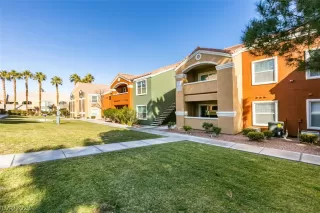Photo #2: 2471775 Listing 