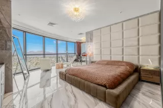 Photo #1: 2471860 Listing