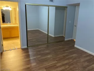 Photo #6: 2471914 Listing 