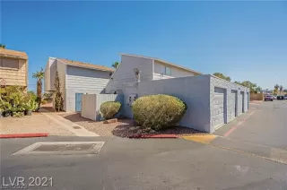 Photo #1: 2471943 Listing 