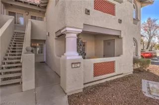 Photo #3: 2471962 Listing