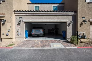 Photo #4: 2471967 Listing 