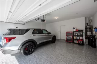 Photo #5: 2471967 Listing 