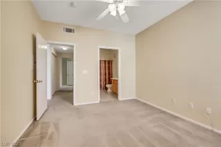 Photo #6: 2472006 Listing 