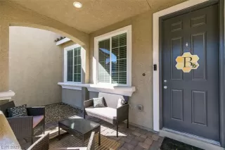 Photo #3: 2472089 Listing