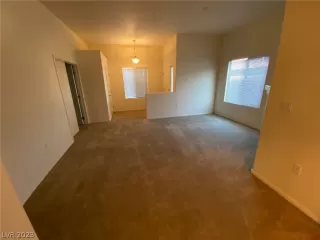 Photo #1: 2472161 Listing 