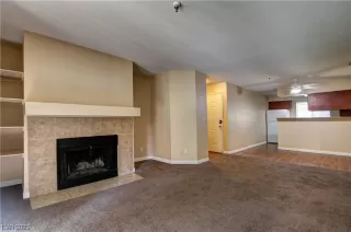 Photo #6: 2472173 Listing 