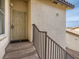 Photo #4: 2472190 Listing 