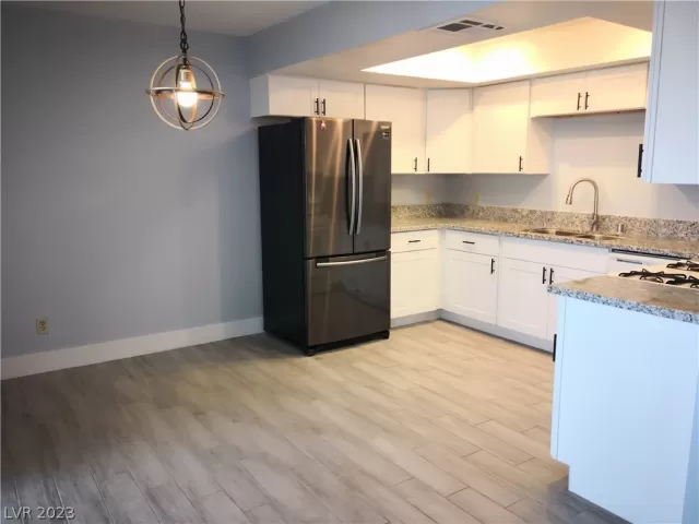 MLS: 2472202 Condo For Sale