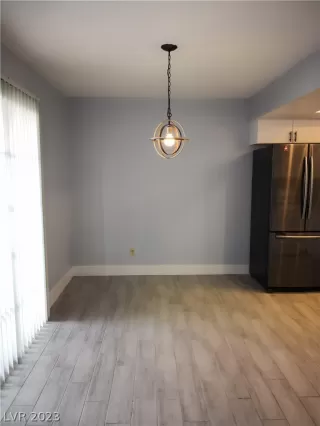 Photo #6: 2472202 Listing 