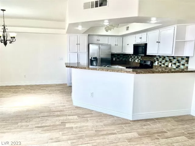 MLS: 2472229 Condo For Sale