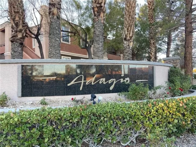 MLS: 2472245 Condo For Sale