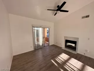 Photo #6: 2472245 Listing 