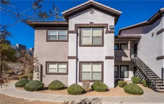 Photo #1: 2472258 Listing 