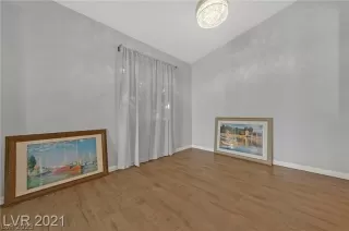 Photo #1: 2472259 Listing 