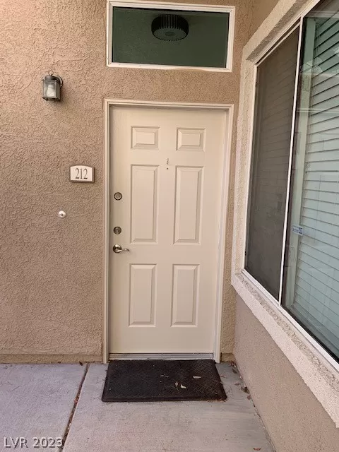 MLS: 2472279 Condo For Sale