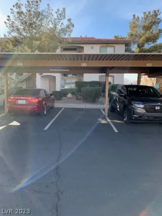 Photo #2: 2472279 Listing