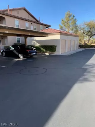 Photo #3: 2472279 Listing