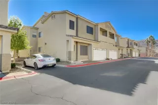 Photo #1: 2472447 Listing