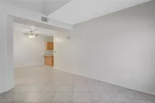 Photo #3: 2472447 Listing