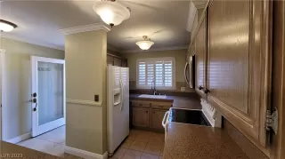 Photo #4: 2472468 Listing 