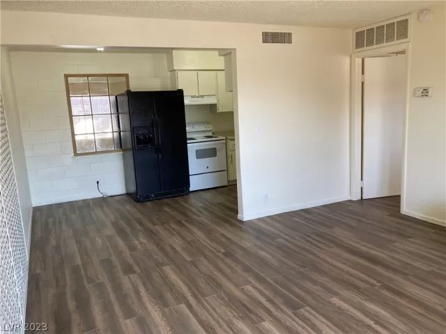 MLS: 2472476 Condo For Sale