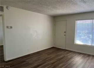 Photo #2: 2472476 Listing 