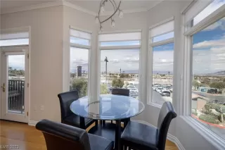 Photo #6: 2472480 Listing 