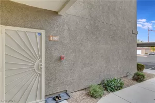 Photo #1: 2472524 Listing