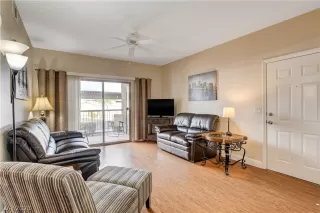 Photo #2: 2472524 Listing