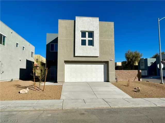 MLS: 2472530 Condo For Sale