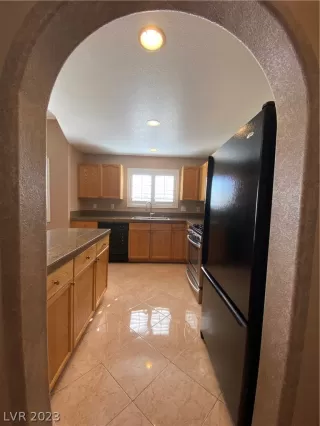 Photo #4: 2472544 Listing 