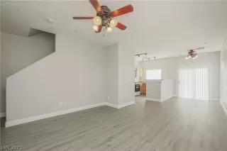 Photo #1: 2472611 Listing 