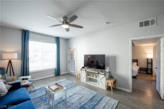 Photo #1: 2472643 Listing