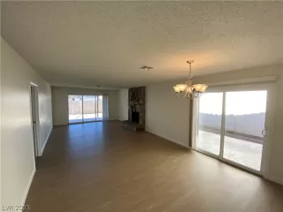 Photo #1: 2472649 Listing