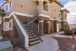 Photo #1: 2472653 Listing 