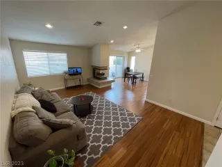 Photo #5: 2472654 Listing