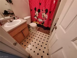 Photo #3: 2472684 Listing 