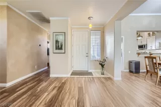 Photo #6: 2472714 Listing